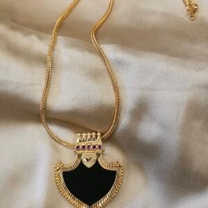 Black Statement Gold-Tone Pendant Necklace P371